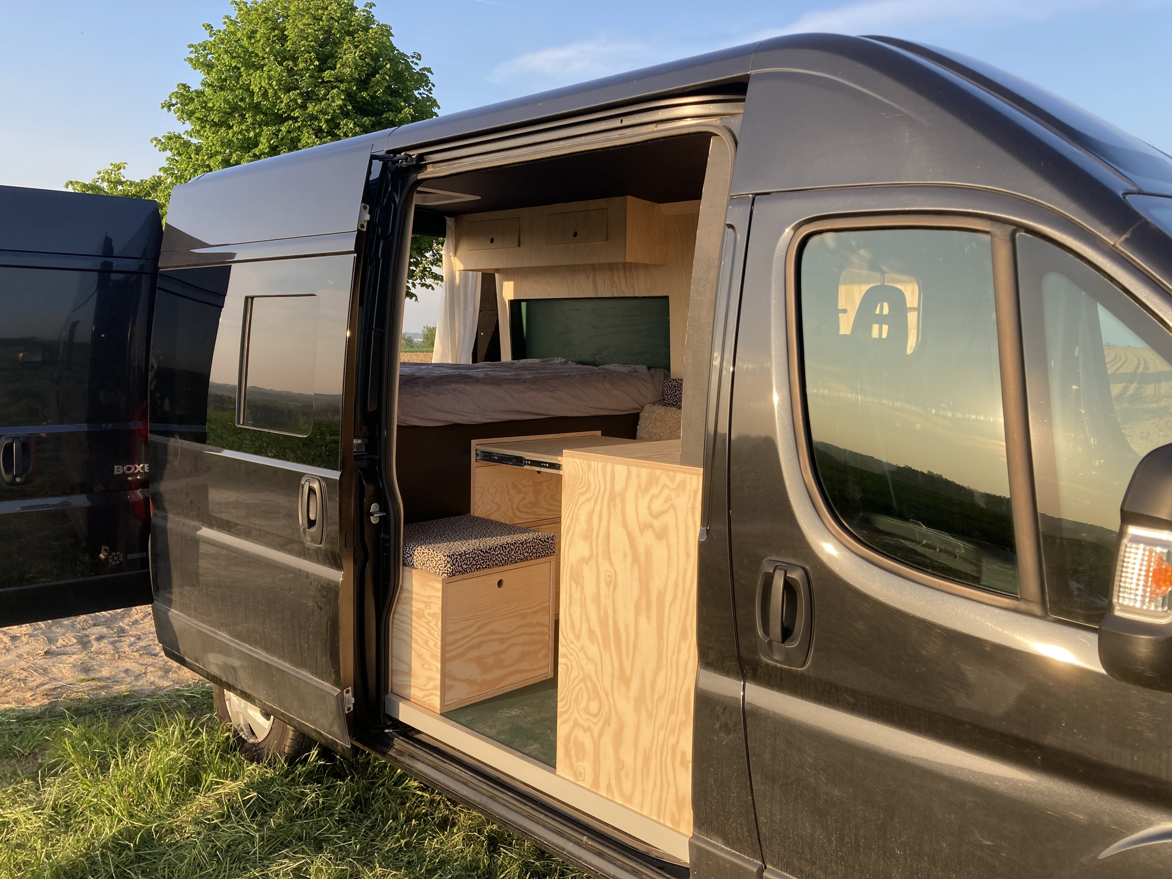 Puma - een blik op het interieur van de campervan